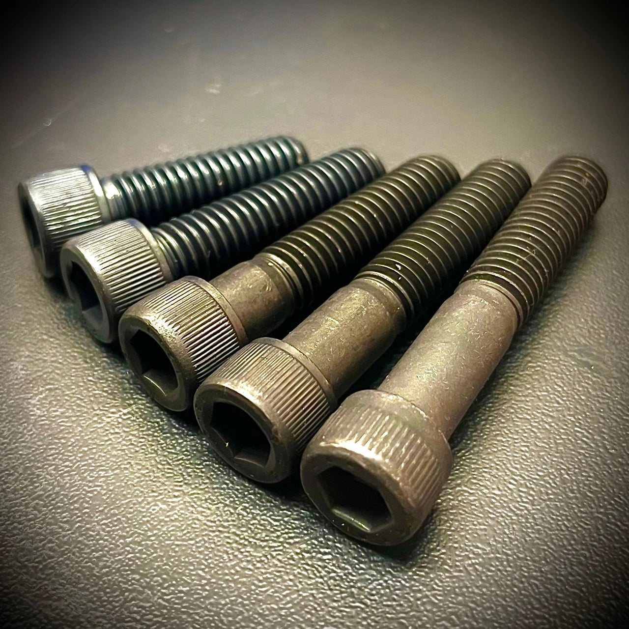 Rod End Dado di bloccaggio M16 X 1.5 Right Hand filo da Merlin Motorsport Rod End Dado di bloccaggio M16 X 1.5 Right Hand filo da Merlin Motorsport