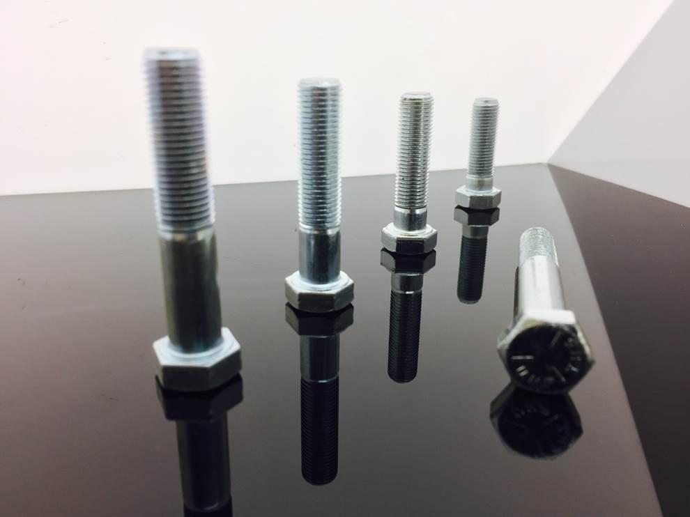 UNF, 7/8", Hex Bolt, High Tensile/ 5/ 8.8, Zinc, DIN 931. Hex-Bolt UNF, 7/8", Hex Bolt, High Tensile/ 5/ 8.8, Zinc, DIN 931. UNF, Hex-Bolt