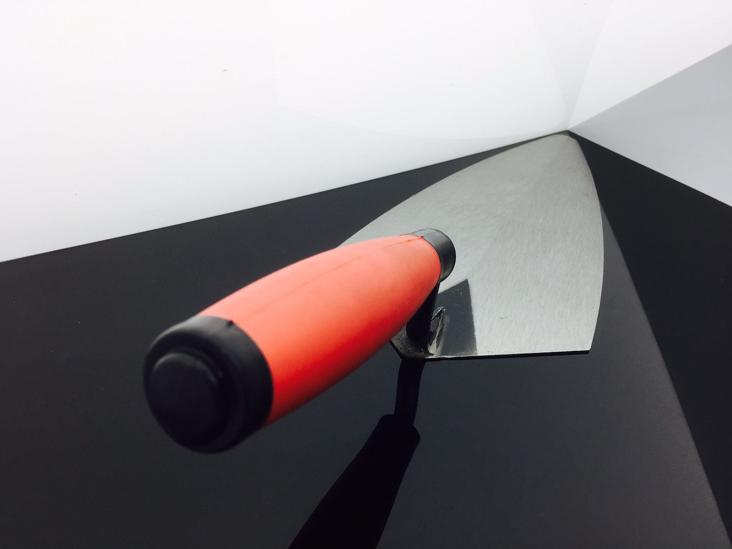 Builder's Trowel, 11" x 5", Soft Grip Tools and Machinery Builder's Trowel, 11" x 5", Soft Grip Brickies