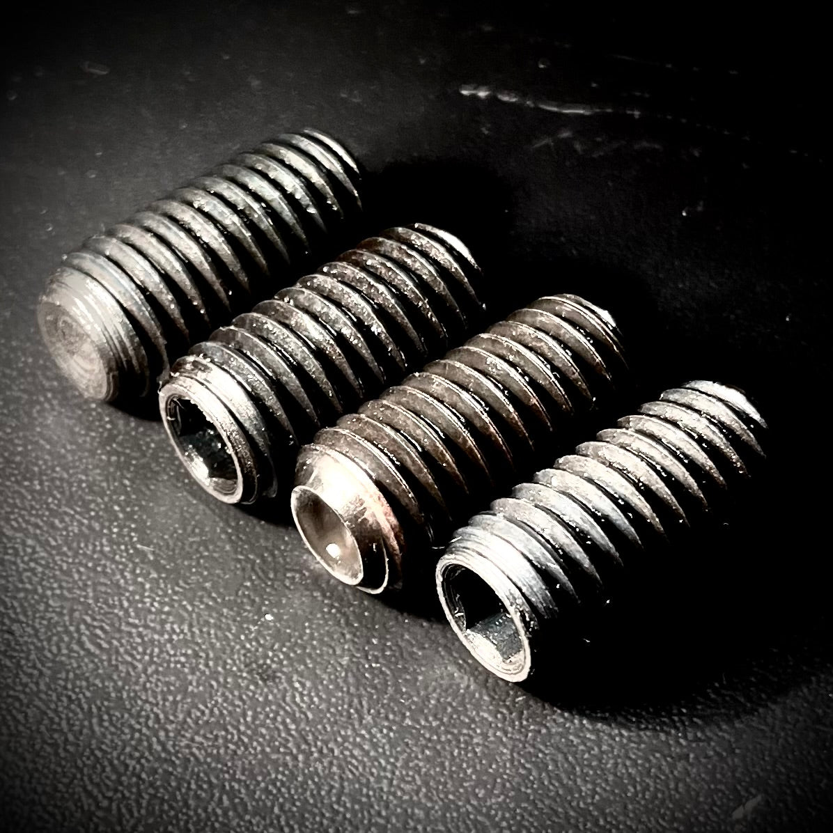 Grub Screws Allen Socket Set Screw Cup Point M3 - M5 304 Stainless Steel Black e Grub Screws Allen Socket Set Screw Cup Point M3 - M5 304 Stainless Steel Black e