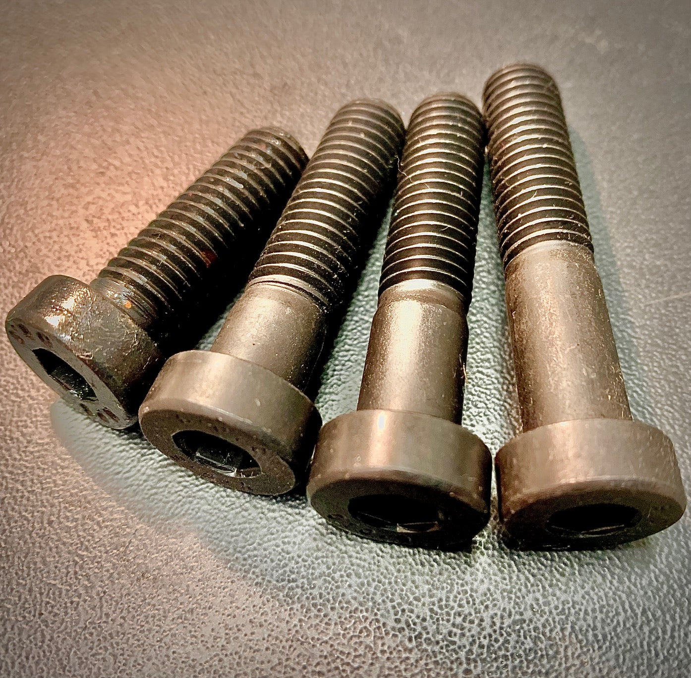 M16 Socket Screw Low Cap High Tensile 10.9 Self Colour DIN7984 ...