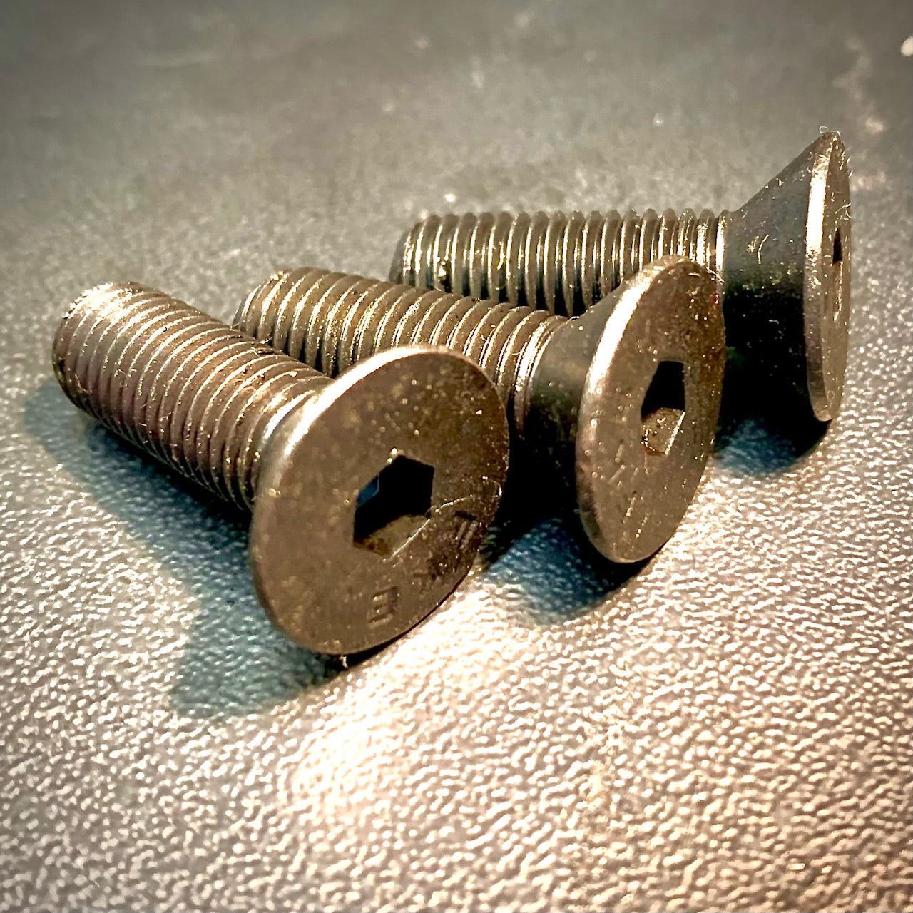 UNF 3/8" Socket Screw Countersunk High Tensile 10.9 DIN7991 - Fixaball Ltd. Fixings and Fasteners UK