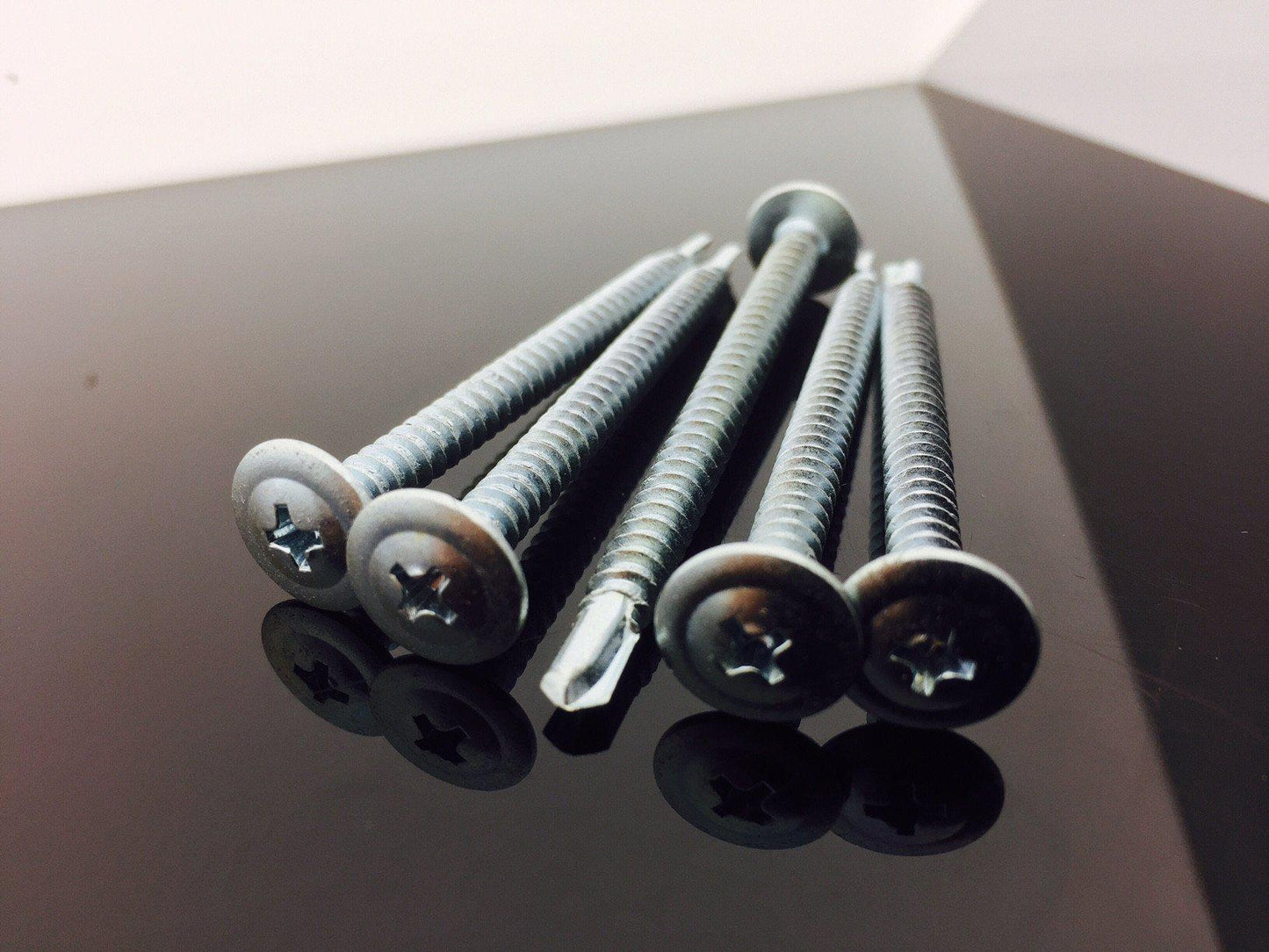 Baypole Screws. Self-Drilling and Roofing Screws Baypole Screws. Baypole Screws